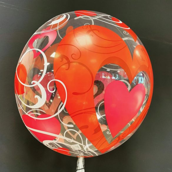 Runder Ballon mit Herzen